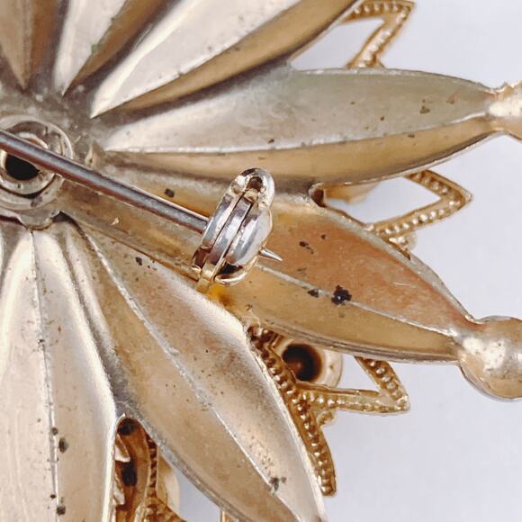 VTG Mid Century Brooch Starburst Atomic Green Rhinestone Gold Tone Pin - Picture 7 of 9